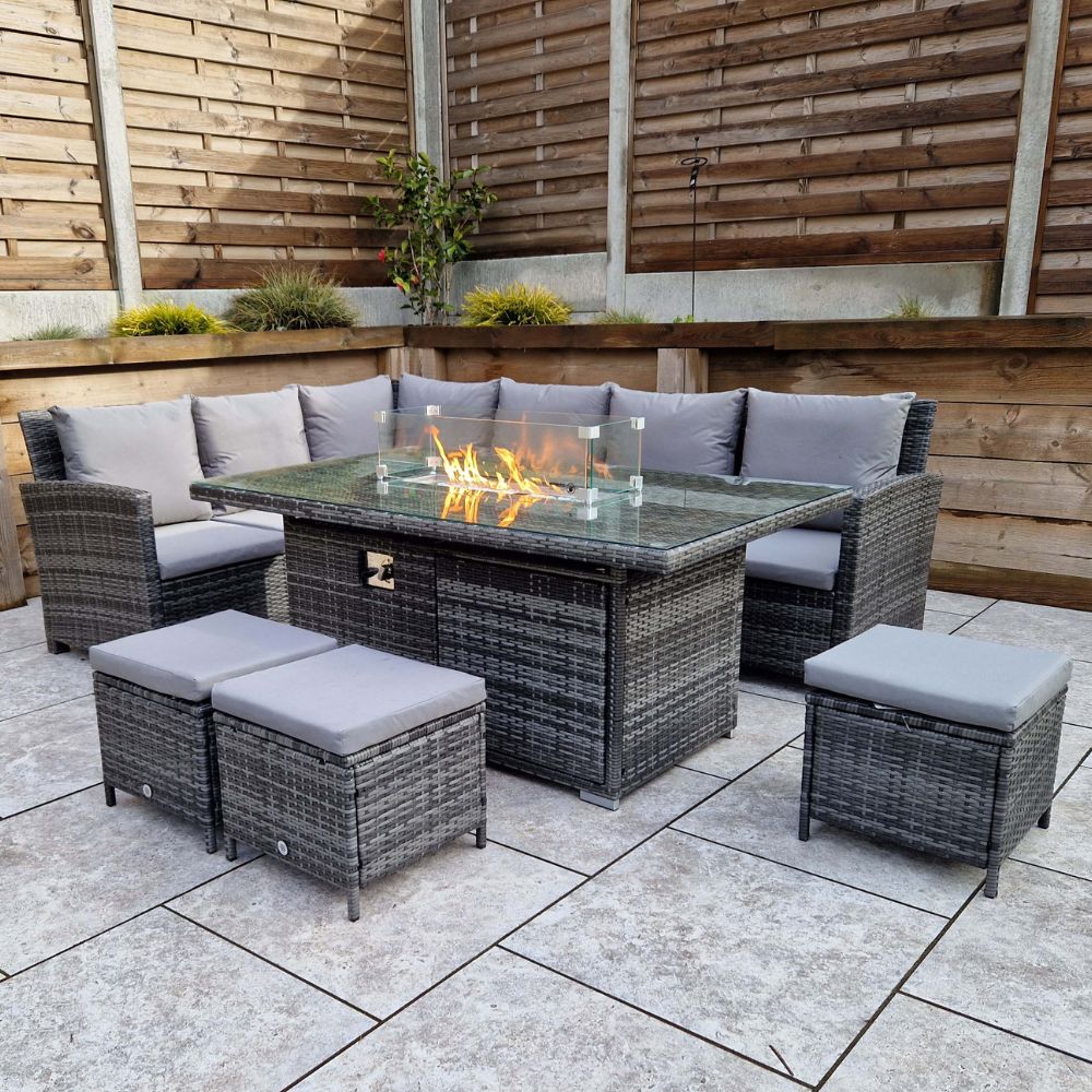 Salotto angolare da giardino Windsor Rattan con braciere e sgabelli